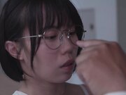 为获取毕业资格 妻子开始上夜校1