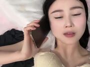 史上最骚护士小姨子勾引姐夫偷晴 小姨子打电话勾引姐夫 中途姐姐来电话