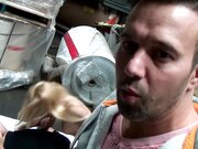 因为需要更多的钱不得不满足变态老板的操逼服务