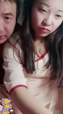 真实乱伦 50多岁公公乱伦儿媳妇