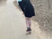 反差抖M少妇 珊珊 敏感人妻户外露出 换衣塞跳蛋 手铐脚镣喷尿 臊味十足尺度炸裂