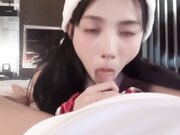 巨乳女友 我的圣诞礼物是位高颜巨乳小母狗