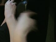 女网管勾引大叔 脱内裤给他闻 被爆干射一嘴精液