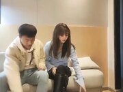 探花蓝衣网红妹子 口交抠逼抬腿插入 逼水哗哗流