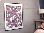 各种姿势慰劳饥渴情人,高潮的身体一阵抖动