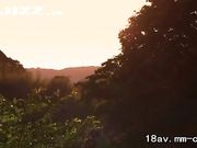 在未婚妻父母房间打炮别有一番滋味 紧张刺激