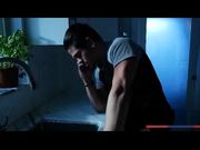 北美中年壮汉约上爆乳女友家中疯狂操逼