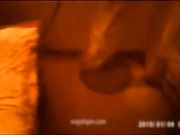 狗爺城中村美容院暗房150元嫖妓兼職美眉