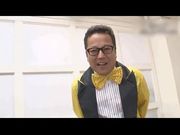 气质小秘书随老板做回访 遭数名男子扒光狂干半个多小时粉木耳都干肿了