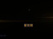 约炮丝袜夜场酒吧网红脸女神,让她穿上黑丝情趣内衣直接按在床上一顿爆操