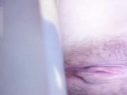 美女手指插超粉嫩逼逼，淫水真多