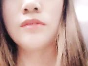 剧情演绎戏精刘婷欺骗中通快递小哥上楼收快件进房间被大快件吓一跳要干一炮才让走