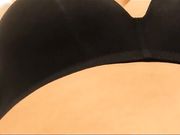 巨乳腿模黑丝兔女郎装和土豪酒店约操,水多活好又耐操一晚上被干了3次,次次呻吟嚎叫