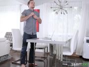 Brace面对Hook Up Lexi Lore