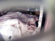 胸大丰满的年轻眼镜妹宾馆和男友开房主动诱惑求操,性欲旺盛干完一次又把鸡鸡舔硬还要操,干了2次还没操爽!