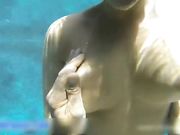 超强视觉冲击 大屌猛男水下激情啪啪抽插爆乳美女 口爆裹射 精液水中飘出