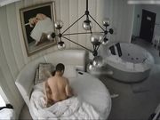 豪华主题房拍霸气纹身社会男爆操身材娇小长发白嫩漂亮女友射了一身精子操完洗洗穿上衣服走人