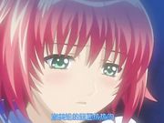 小女孩在尿尿的时候第一次尝试自慰