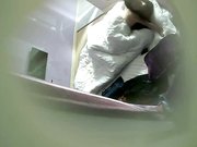 小旅馆偷拍说方言的美眉和小胖哥开房啪啪用枕头垫高屁股干