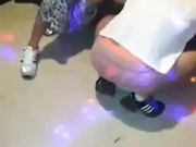 和朋友一起在KTV把被灌醉的小姐轮了