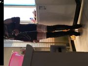 邻家新婚娇妻趁老公不在家叫我去欣赏她的皮衣艳舞 太劲爆