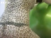 豹纹骚妇家中勾引儿子后入