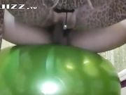 豹纹骚妇家中勾引儿子后入