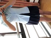 牛人冒充导演忽悠纯情大学女生拍丝袜制服写真