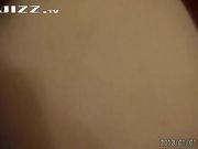 刚来上班的美女大学生就被拿下 自拍时不好意思到处躲 被连射两次