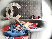 美女和男友开房被舔的欲死欲仙爆操后又自己坐在鸡鸡上猛摇到高潮时听叫声都快哭了