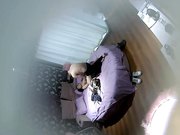 校园附近商务宾馆大学生小情侣开房做爱长发娇小苗条女友又嗲又听话屁股很翘口交温柔细腻