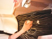 最新流出美女如云咖啡店2偷拍多位气质美眉方便形态各异阴毛都很性感动作优雅真的太养眼了1080P超清