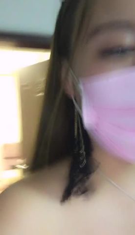 皮肤白皙身材丰满巨乳骚气女主播浴室湿身诱惑 道具自慰炮击抽插很是诱惑不要错过