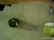 外站流出云上会所高清系列高跟美眉尿的很急像喷泉一样