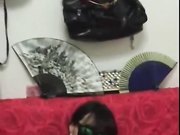 葉主在家一人调教两奴，舔B喝尿很享受