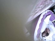 精品小旅馆情趣大圆床偷拍精力旺盛的小伙搞少妇搞完两人用毛巾被擦性器官