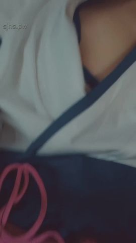 新晋网红美少女甜美小娇妻新作-蕾姆幼年和服 极品馒头嫩逼美鲍 精致美乳 妩媚呻吟 高清私拍40P 高清720P