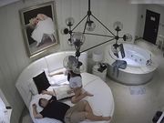 颜值不错的白衣美女酒店啪啪肉肉身材真不错是操穴的极品这技术插了好几回花样还真多