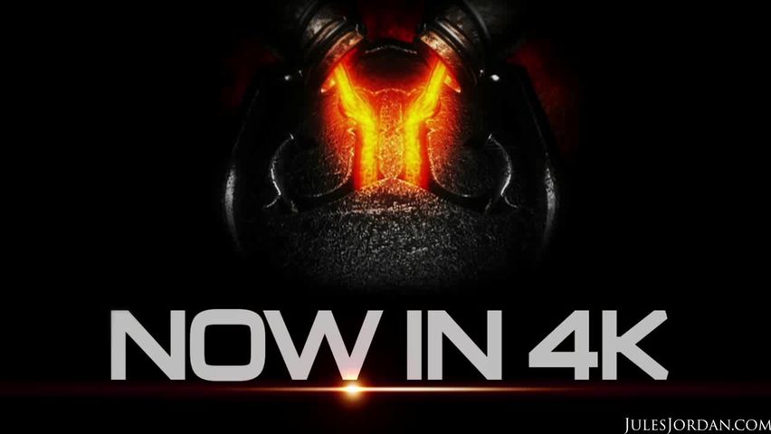 Naughty Teen School Girl Just Turned 18 大鸡巴插入18岁女生的小嫩穴