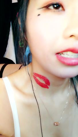 甜允儿另类重口大秀道具激情虐阴爆菊玩滴蜡灌肠直播喝尿