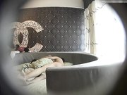 时间有限进屋就扑倒猛插穿完衣服又干一次才走