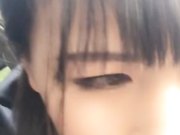 越來越大膽大白天路邊車裡自慰表演