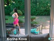 屋子里肥婆捅骚穴