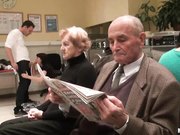 洗衣房里在一群陌生人面前做爱