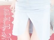 颜值还不错骚气少妇第三部 性感连体网衣高跟鞋椅子上震动棒自慰 呻吟诱惑喜欢不要错过