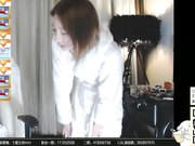 斗鱼人气主播七煌直播漏点7分47秒完整版