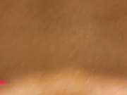 呆哥约炮性感车模冰激凌抹在鸡巴上跪舔浴缸一起鸳鸯浴内射