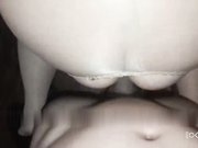 骚少妇欠账拿肉偿先舔鸡巴然后跪在桌前让我后入爆草