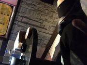 美女与欧巴在包厢里直接脱裤子吃屌带回宾馆后直接戴上狼牙套啪啪