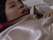 豪乳美女和朋友吃完宵夜带到酒店各种玩弄啪啪